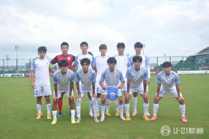 英超-利物浦2-0谢菲联 范迪克索博破门阿诺德助攻北京时间12月7日凌晨3:30，2023-24赛季英超联赛第15轮，利物浦客战谢菲尔德联队。